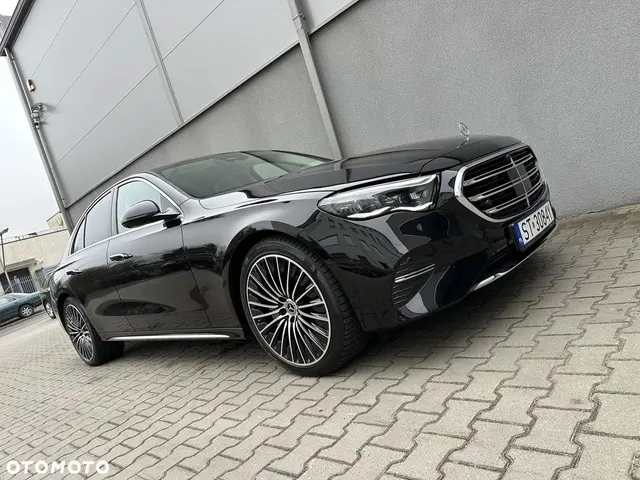 Mercedes-Benz Klasa E — zdjęcie 3