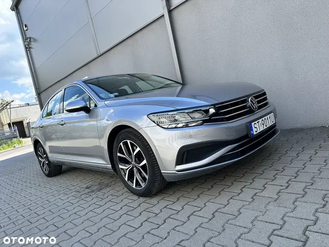 Volkswagen Passat — zdjęcie 2