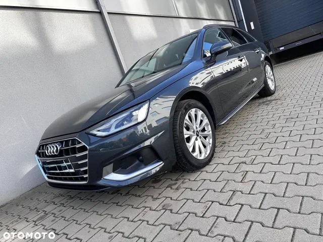 Audi A4 Avant — zdjęcie 2
