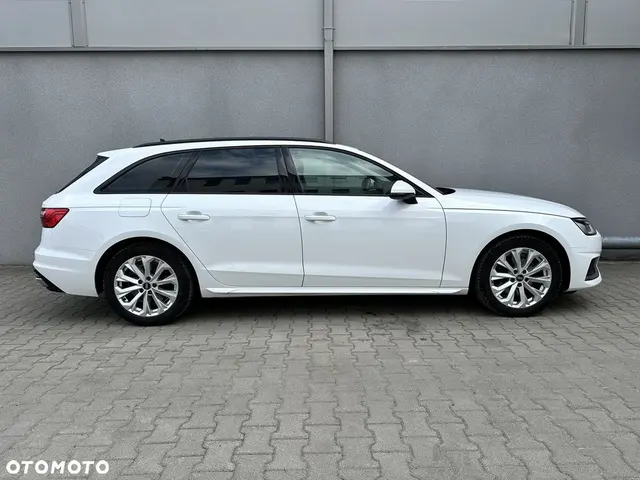 Audi A4 Avant — zdjęcie 3