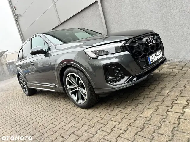 Audi Q7 — zdjęcie 2